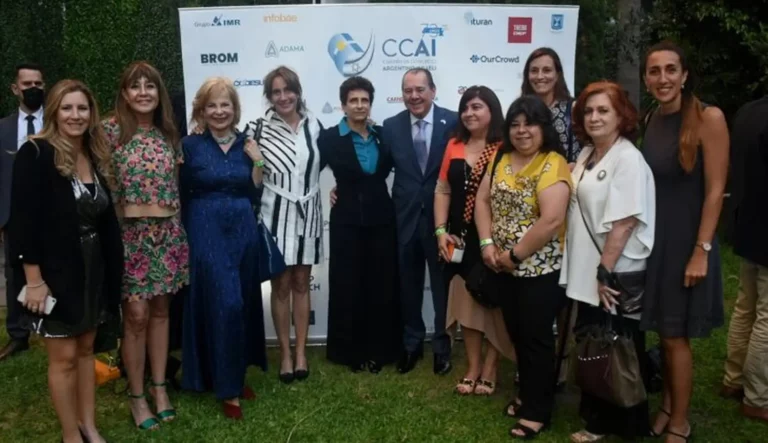 Pollera Pantalón en el Israel Business Cocktail 2021 ​​
